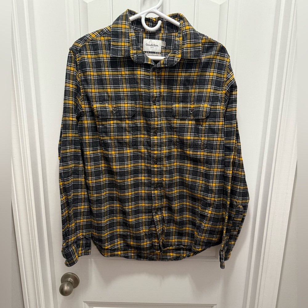 Goodfellow & Co Yellow and Black Plaid Flannel Shirt